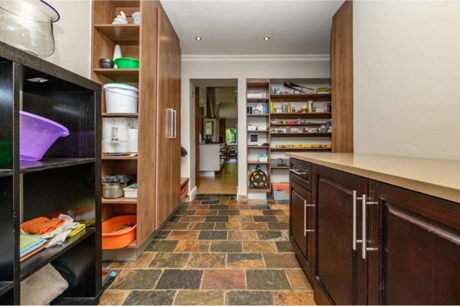 4 Bedroom Property for Sale in Lovemore Park Eastern Cape